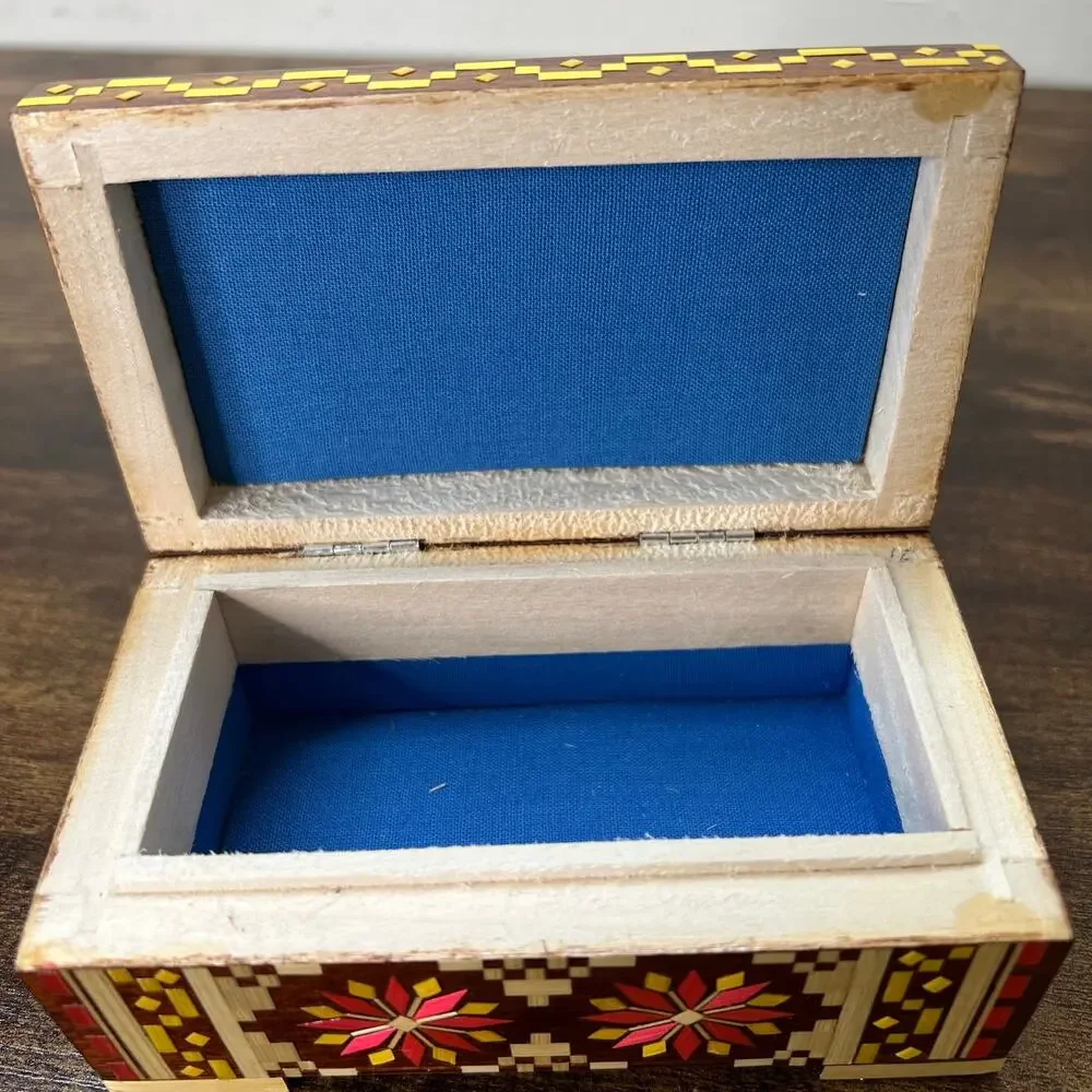 Vtg Handmade in Belarus Wooden Box Chest Folk Art Straw Inlay 90s Hand Painted
